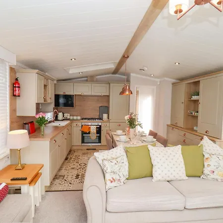 The Pines No 34 Holiday home Scarborough
